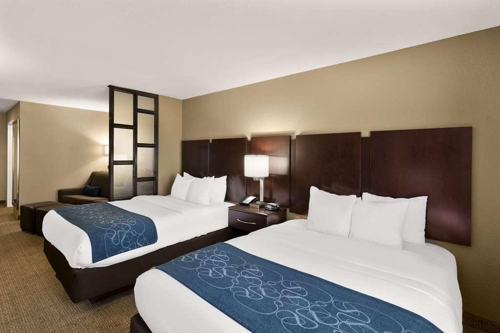 Comfort Suites Commerce Δωμάτιο φωτογραφία