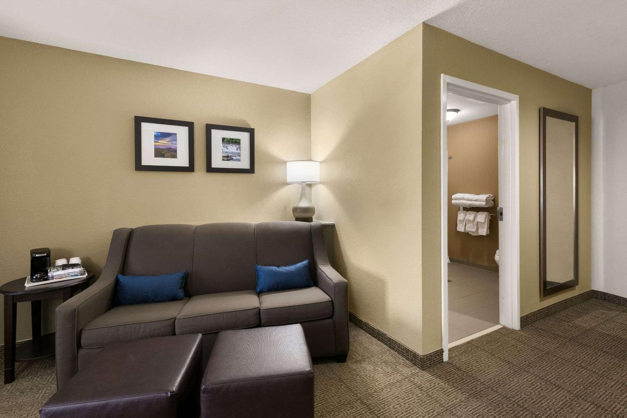 Comfort Suites Commerce Εξωτερικό φωτογραφία
